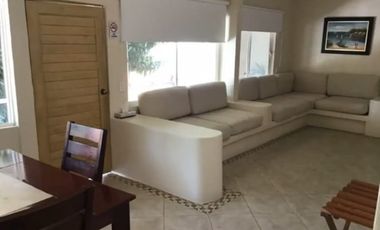 HOTEL EN VENTA A ORILLA DEL LAGO 