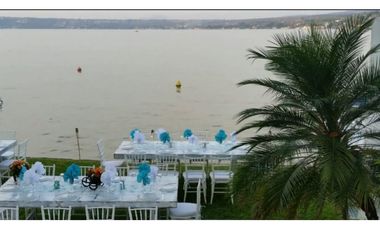 HOTEL EN VENTA A ORILLA DEL LAGO 