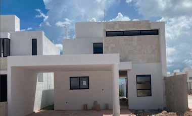 Casa en venta para entrega inmediata con amenidades al norte de Mérida