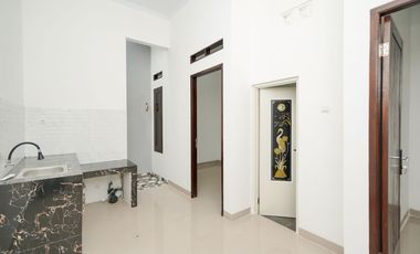 Rumah 10 Mnt ke Plaza Taman Harapan Baru Siap Huni Dibantu KPR J-37880