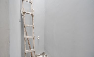 Rumah 10 Mnt ke Plaza Taman Harapan Baru Siap Huni Dibantu KPR J-37880