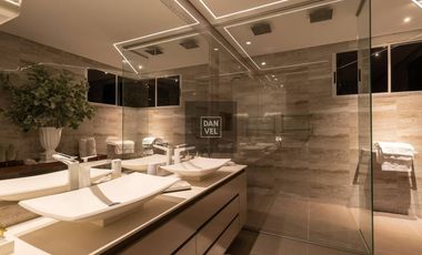 Casa en Venta en Medellín Alto de las Palmas