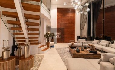Casa en Venta en Medellín Alto de las Palmas