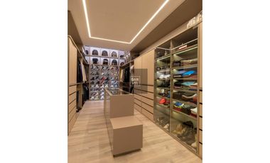 Casa en Venta en Medellín Alto de las Palmas