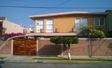 2 Casas y 1 Departamento en Jacarandas Tlalnepantla (Negociable Inversionistas)