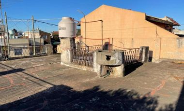 «Venta Casa 4 ambientes en Rafael Castillo»