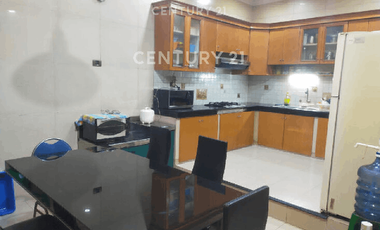 Rumah Strategis One Gate Akses Di Sunter Indah R2244