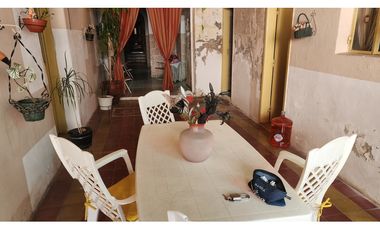 Vendo Casa Barrio Pueyrredon de 4 Dormitorios