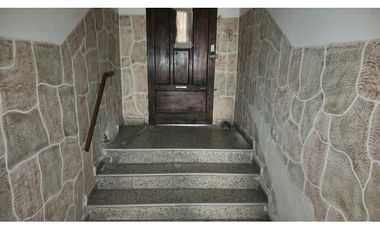 Vendo Casa Barrio Pueyrredon de 4 Dormitorios