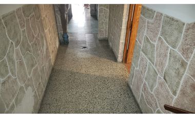 Vendo Casa Barrio Pueyrredon de 4 Dormitorios