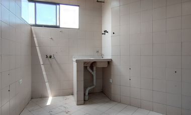 apartamento en arriendo en avenida libertadores. Cod A22721