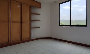 apartamento en arriendo en avenida libertadores. Cod A22721