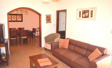 VENDO Chalet 4 amb. - Garage - D BOSCO EXC ESTADO o PMUTO MAYOR VALOR