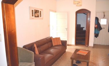 VENDO Chalet 4 amb. - Garage - D BOSCO EXC ESTADO o PMUTO MAYOR VALOR