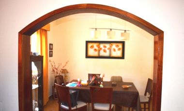VENDO Chalet 4 amb. - Garage - D BOSCO EXC ESTADO o PMUTO MAYOR VALOR