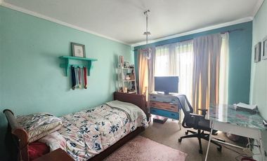 Casa en venta de 4 dorm. El Polo de Machali, buena ubicación