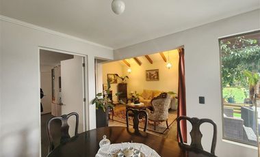 Casa en venta de 4 dorm. El Polo de Machali, buena ubicación