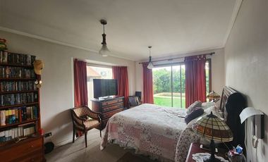 Casa en venta de 4 dorm. El Polo de Machali, buena ubicación