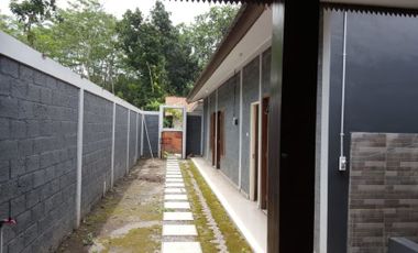 Joglo Klasik Modern Dekat Exit Tol Prambanan