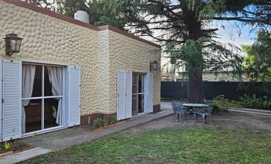 Casa quinta en Villa Loguercio