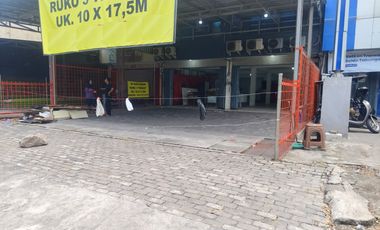 Rumah disewakan di RW 13, Sidotopo Wetan, Kenjeran, Surabaya, Jawa Timur