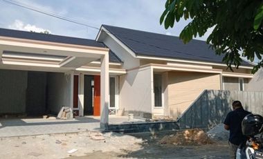 RUMAH MEWAH +INTERIOR +KOLAM PRIBADI DI BAGUN BISA DI TANAH PRIBADI & KOMPPEMDA