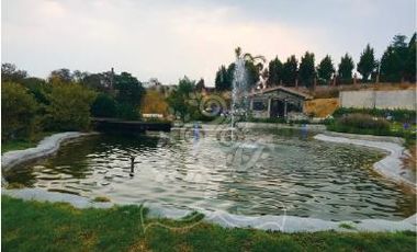 HERMOSA FINCA EN VENTA ACONDICIONADA COMO SALÓN DE EVENTOS MÚLTIPLES.