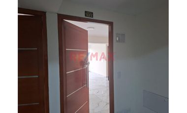 Alquila Y Estrena Tu Depa Moderno – 2 Dorms Con Ascensor En Campoy