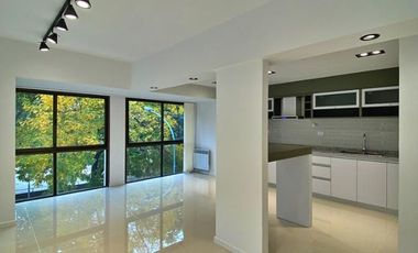 VENDIDO PISO DE 4 AMBIENTES A LA CALLE CON DOBLE BALCÓN en PLAZA MITRE