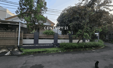 Dijual Cepat Rumah Hitung Tanah Di Griya Loka BSD dekat akses tol