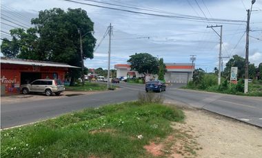VENDO TERRENO COMERCIAL EN LA CHORRERA