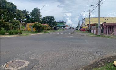VENDO TERRENO COMERCIAL EN LA CHORRERA