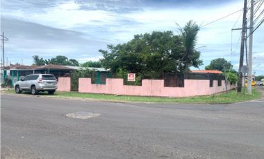 VENDO TERRENO COMERCIAL EN LA CHORRERA