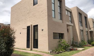 casa en venta en chuntame. Cod V121133016