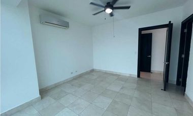 APARTAMENTO EN COSTA DEL ESTE FRENTE AL MAR 300 MT OCEAN TWO