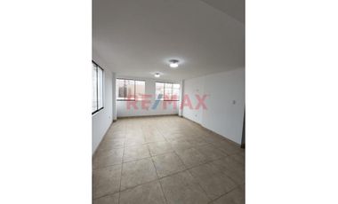 Alquiler De Departamento De Estreno En San Juan De Lurigancho - San Hilarion