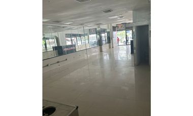 SE ALQUILA LOCAL EN VIA ESPAÑA >>VIA PRINCIPAL<<