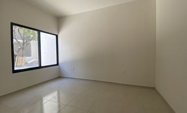 A una cuadra del Tecmilenio