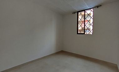 apartamento en arriendo en los alcázares. Cod A105469