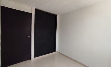apartamento en arriendo en los alcázares. Cod A105469