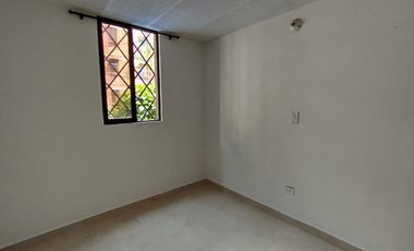 apartamento en arriendo en los alcázares. Cod A105469