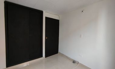apartamento en arriendo en los alcázares. Cod A105469