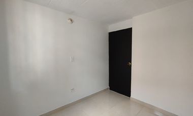 apartamento en arriendo en los alcázares. Cod A105469