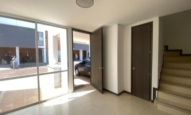 casa condominio en venta en valle del lili. Cod V4872