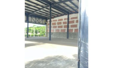 LOCAL-2  AREA 380 m2  ALQUILER   BOCHALEMA PLAZA CALI