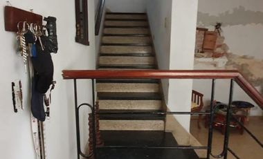Casa 4 amb. cerca del centro de Quilmes a reciclar Oportunidad