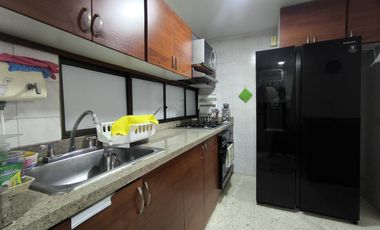 Venta Apartamento en Capri.. Cod V12318