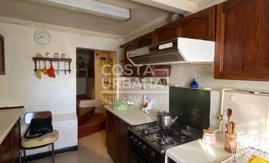 Gran casa en amplio terreno en Centro de Quilpué