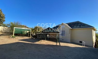 Gran casa en amplio terreno en Centro de Quilpué