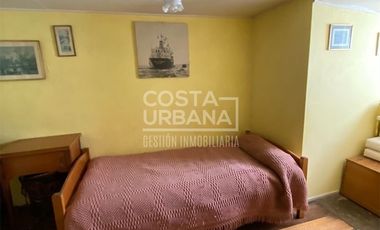 Gran casa en amplio terreno en Centro de Quilpué